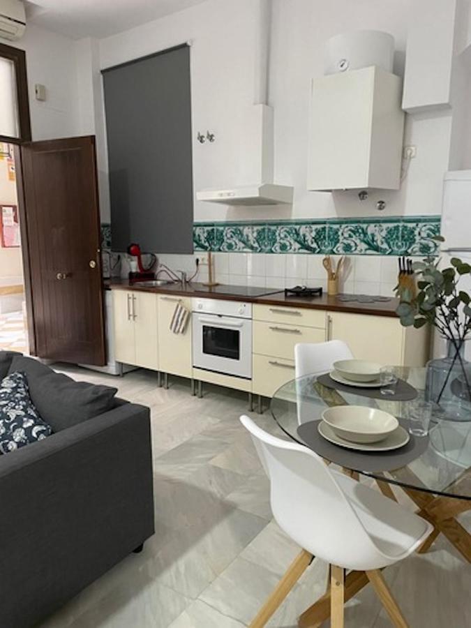 Holidays2Malaga Jinetes Junto Casco Historico & Parking Leilighet Eksteriør bilde